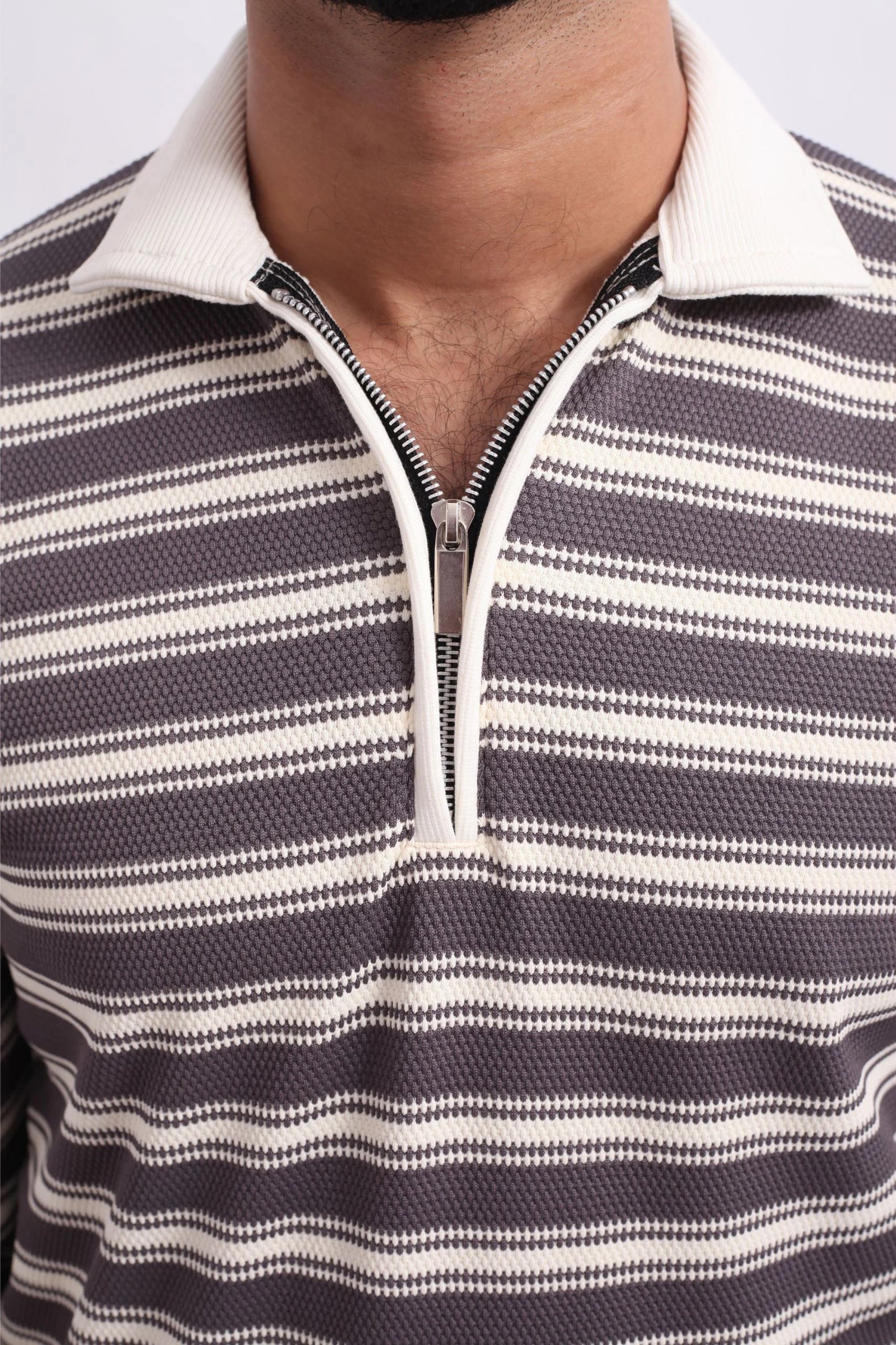 KNITTED ZIPPER POLO SWEATSHIRT | GREY / WHITE