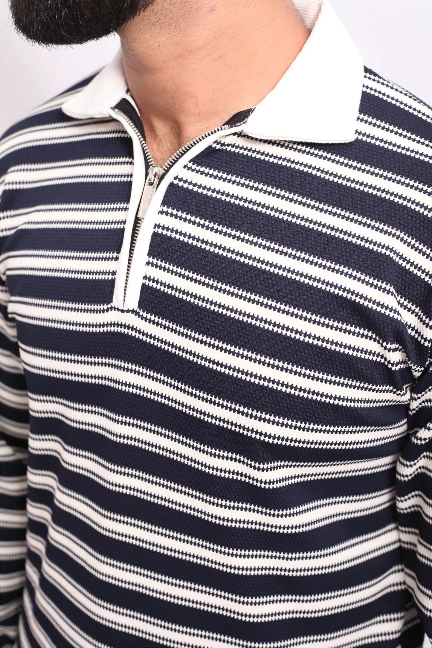 KNITTED ZIPPER POLO SWEATSHIRT | NAVY / WHITE