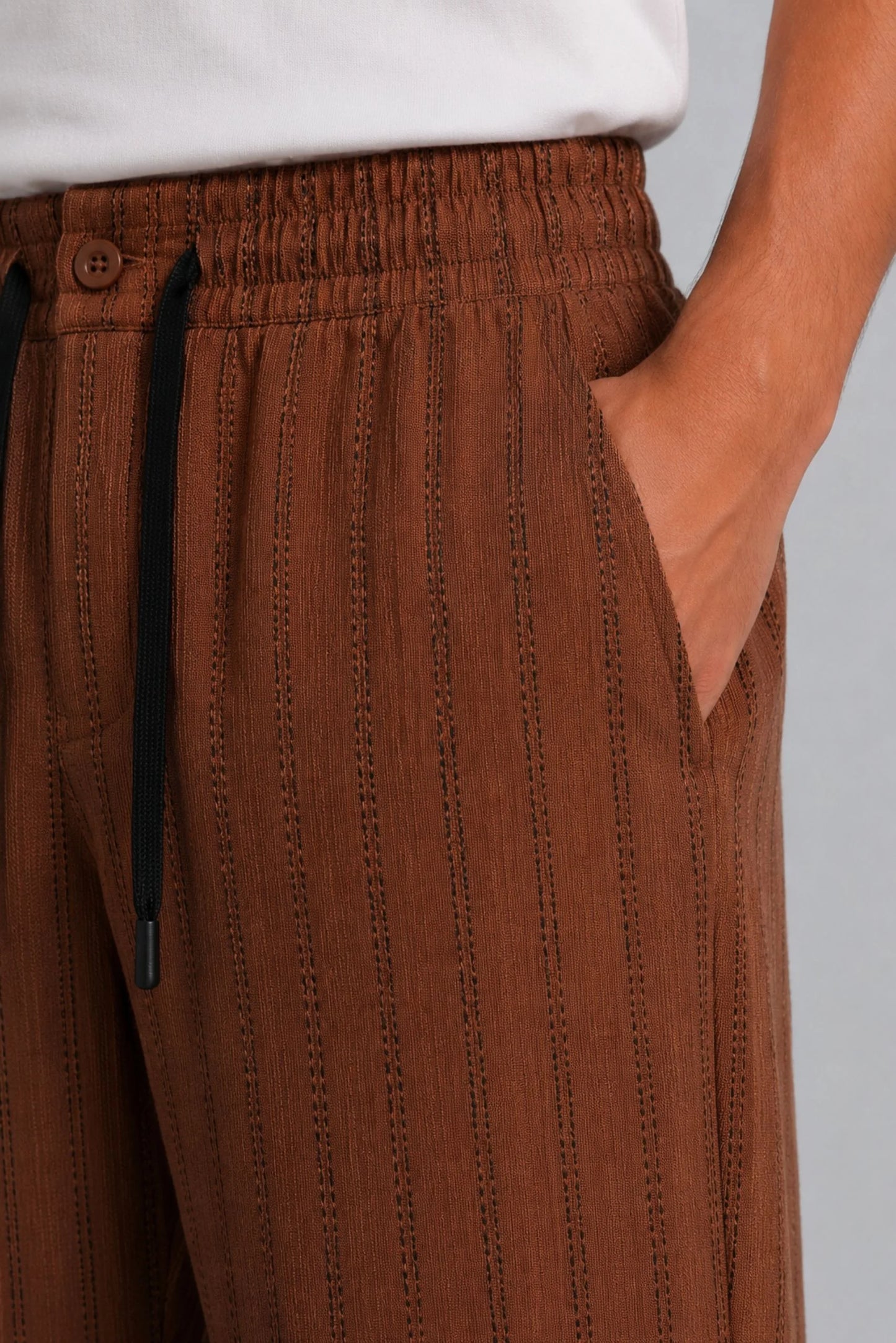 CRINKLE PINSTRIPES TROUSER | CHOCLATE BROWN / BLACK