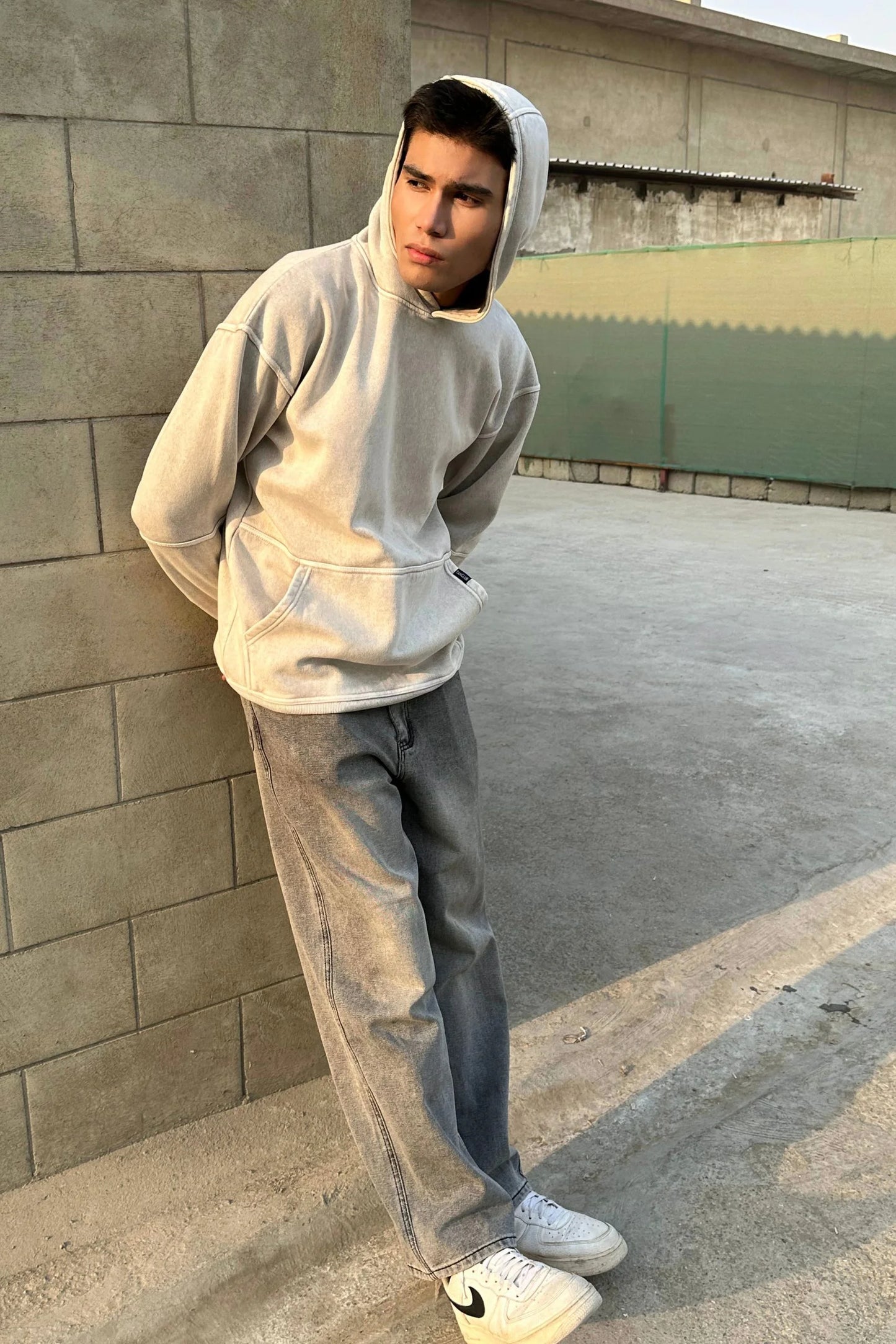 OVERSIZED STONE WASHED HOODIE | ASH WHITE