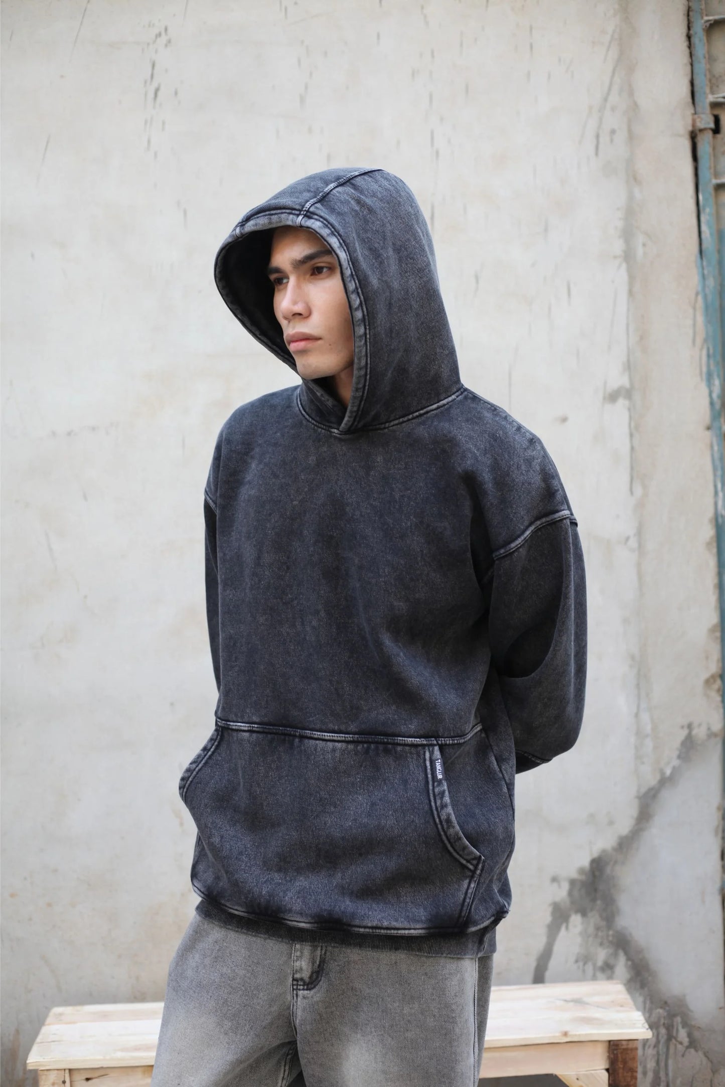 OVERSIZED STONE WASHED HOODIE | VINTAGE BLACK