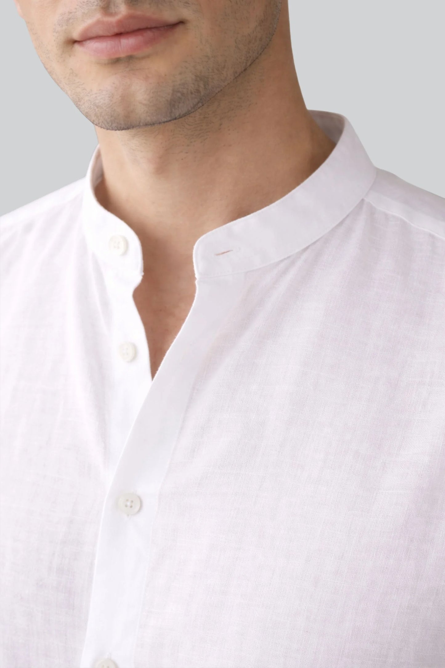 BAND COLLAR LINEN SHIRT | WHITE