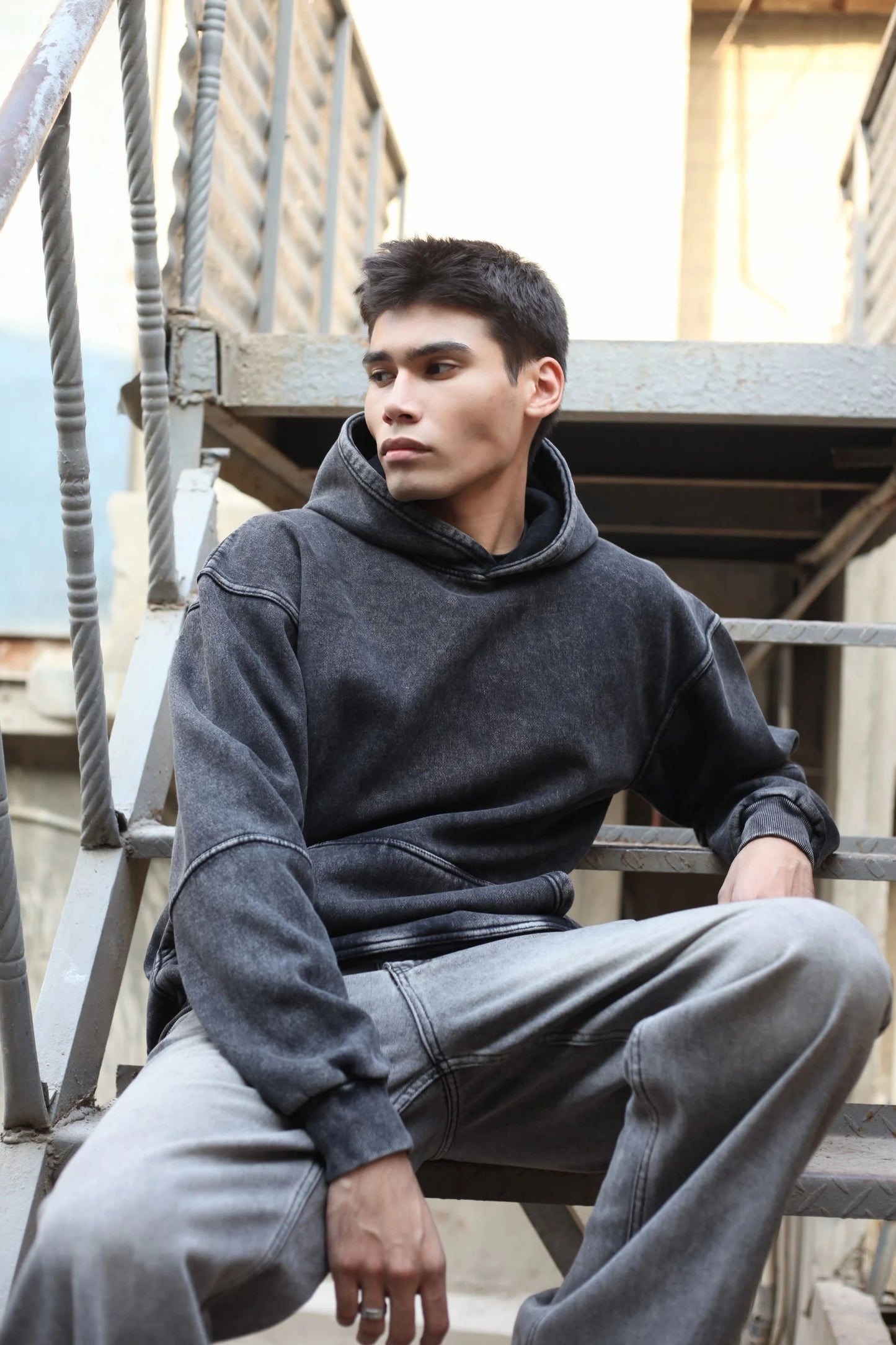 OVERSIZED STONE WASHED HOODIE | VINTAGE BLACK