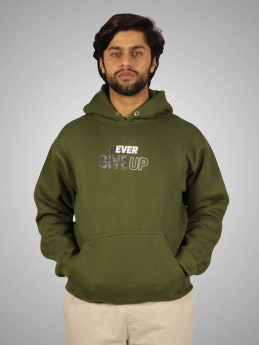 NEVER GIVEUP HOODIE | OLIVE